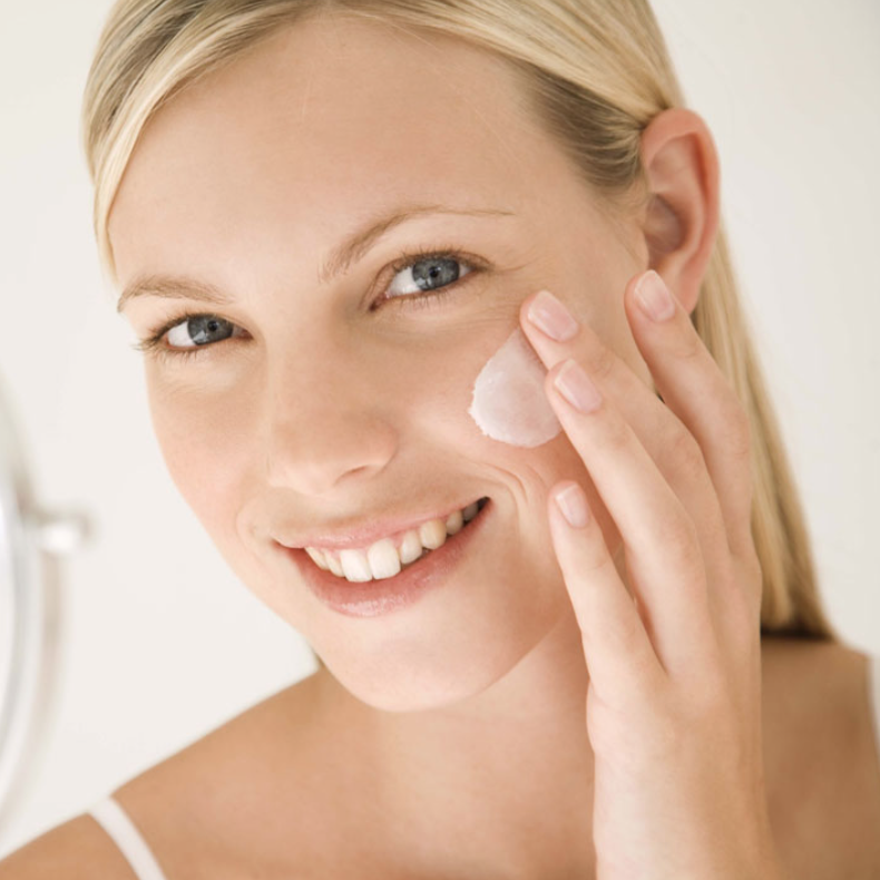 15 astuces pour vous débarrasser des points noirs !