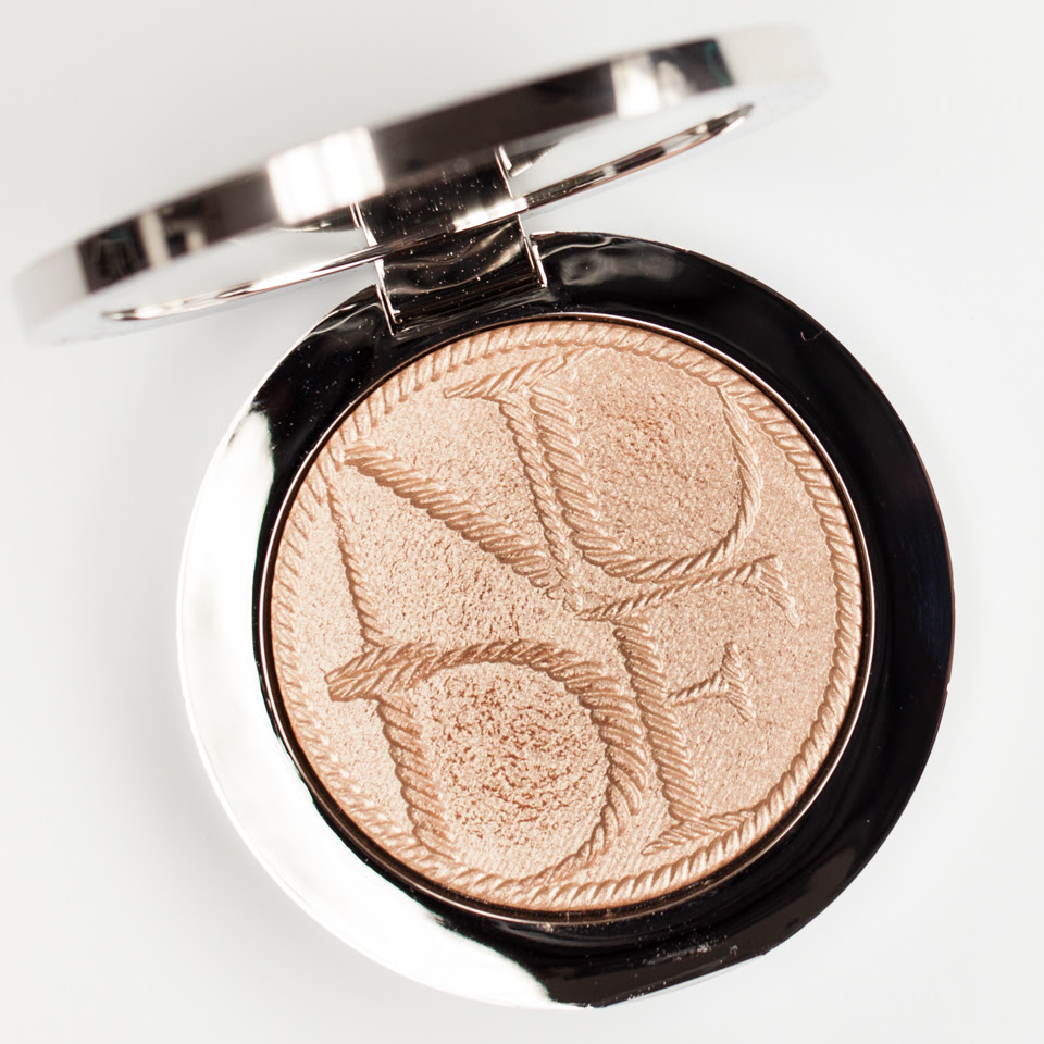Highlighter - Enlumineur : la différence