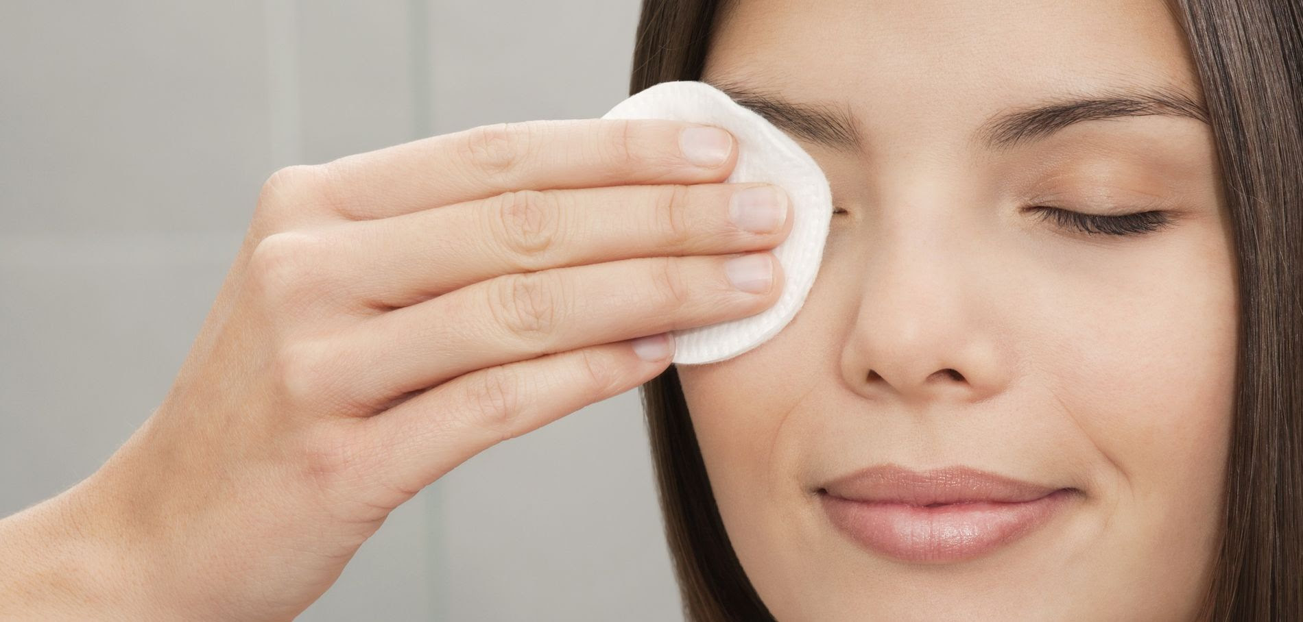 Comment bien se démaquiller les yeux ? 3