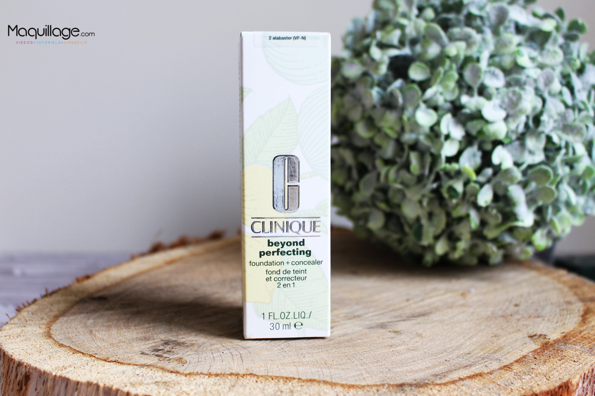 Fond de teint 2 en 1 Beyond Perfecting de Clinique 1