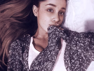ariana grande sans maquillage