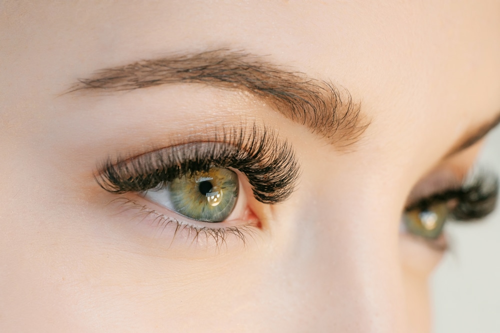 maquillage permanent des yeux