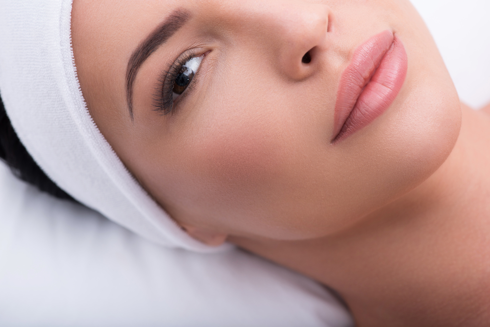 Tout savoir sur le maquillage permanent des sourcils
