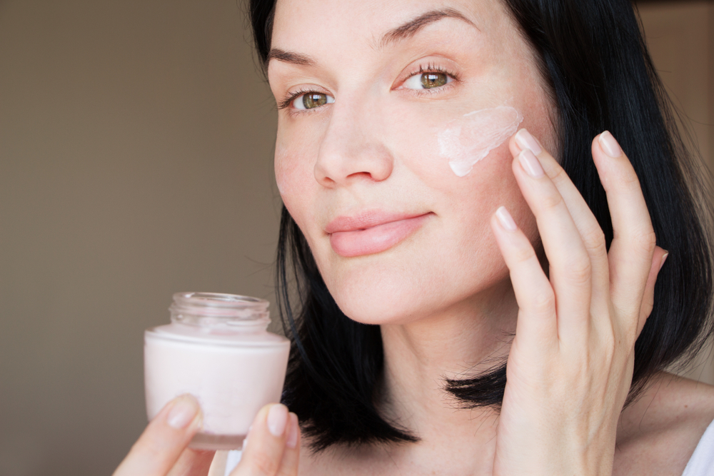 maquillage pour une peau grasse
