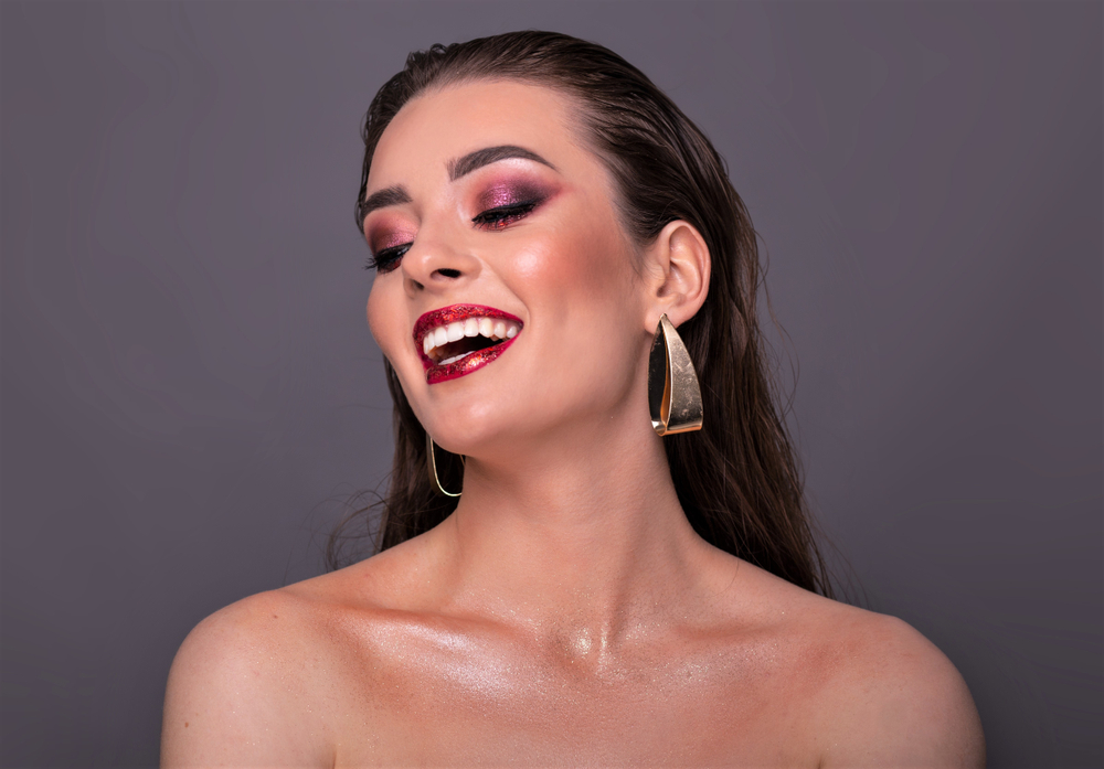 smoky eyes