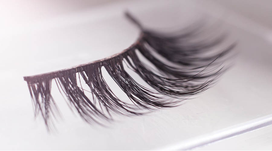 Faux cils pour allonger vos cils naturels