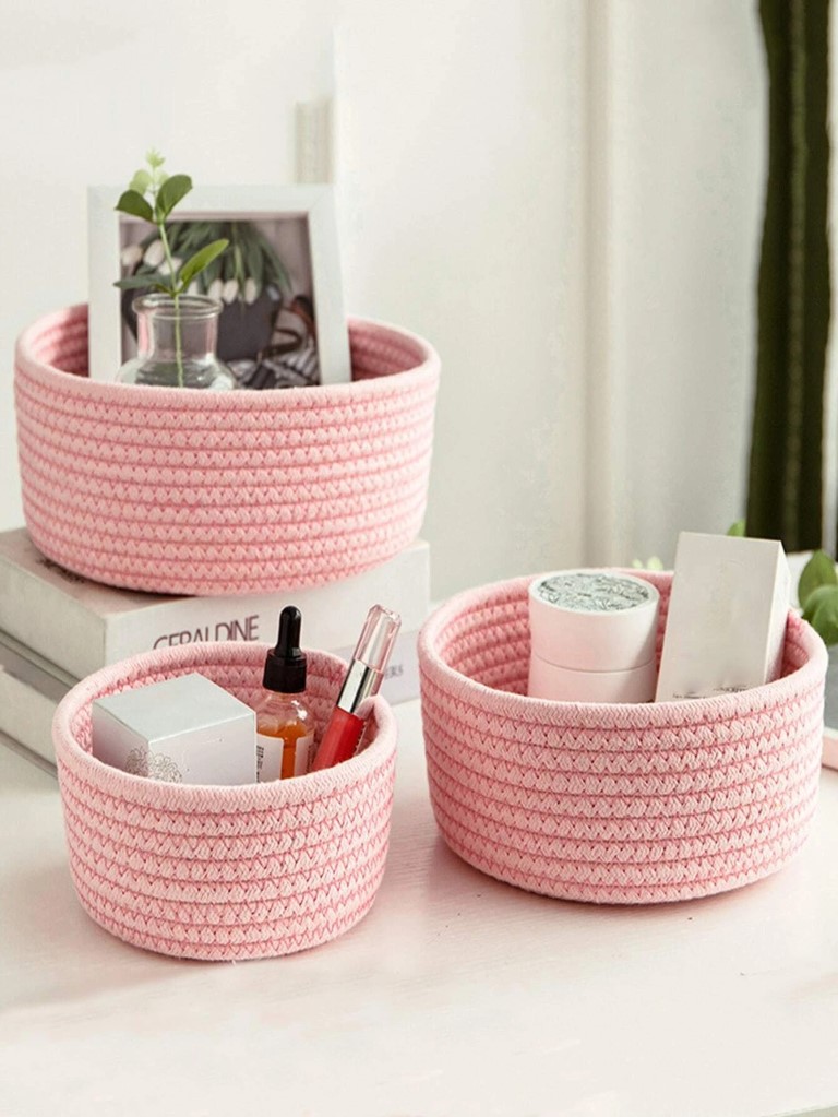Utiliser des paniers pour ranger le maquillage