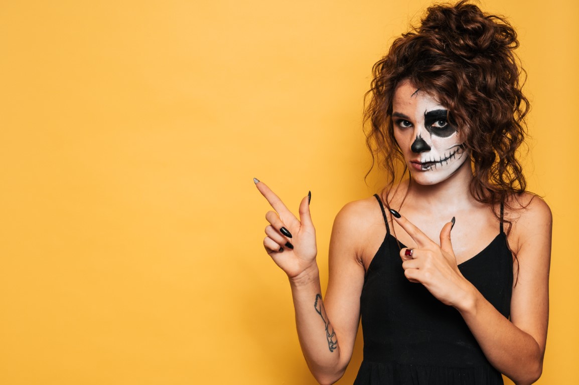 Une idée de maquillage squelette facile