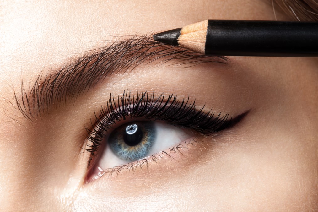 eyeliner paupières tombantes