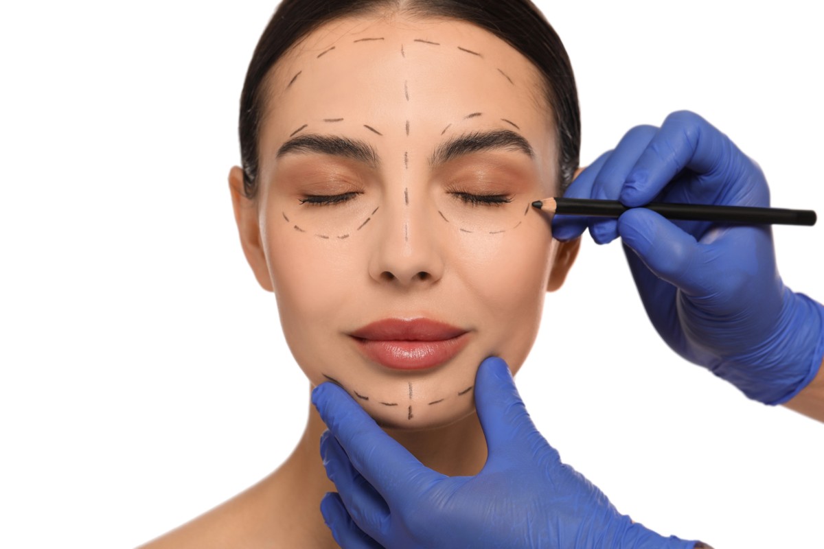 « TikTok Face » quand les filtres beauté commencent à transformer le visage réel