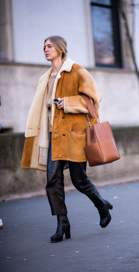 blouson aviateur pour femme en peau lainée tendance