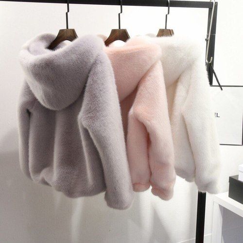 comment porter le manteau en fausse fourrure 3