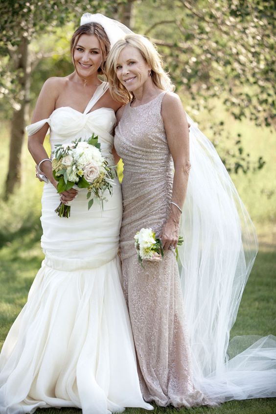 Quelle tenue de mariage pour femme de 50ans ?
