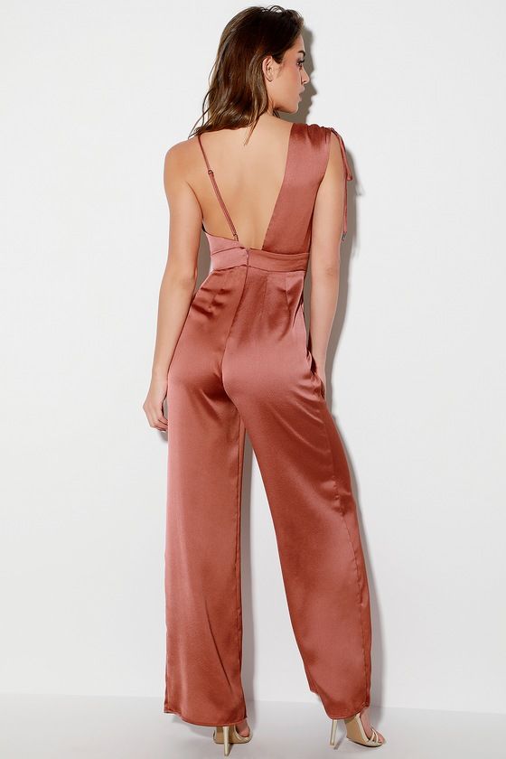 Quelle tenue de mariage en pantalon ?