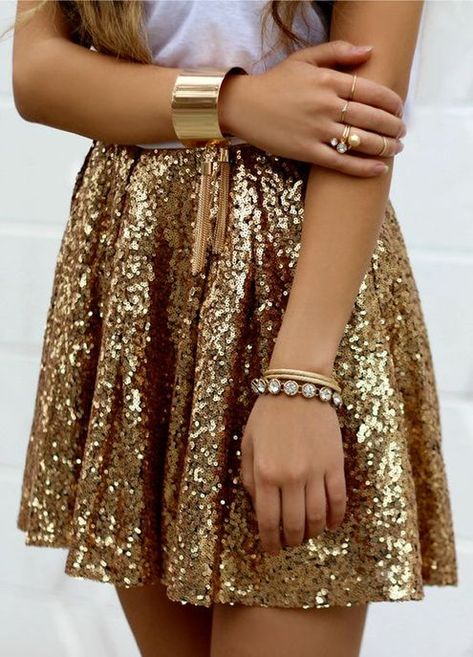comment porter une robe en sequins et paillettes