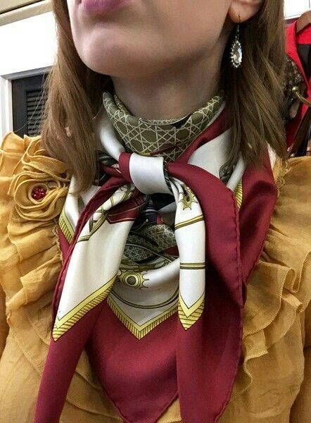 Comment nouer un foulard dans les cheveux autour du cou idées methodes