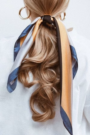 Comment nouer un foulard dans les cheveux autour du cou idées methodes