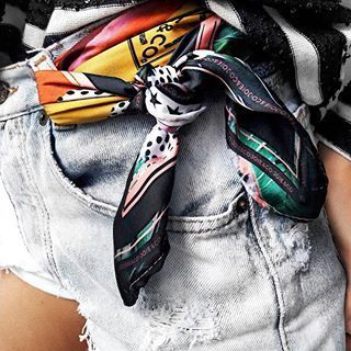 Comment nouer un foulard dans les cheveux autour du cou idées methodes