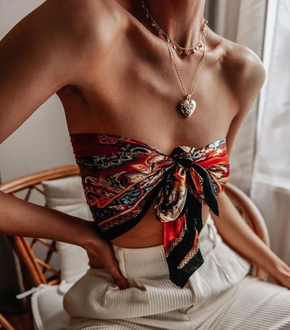 Comment nouer un foulard dans les cheveux autour du cou idées methodes