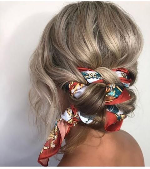 Comment nouer un foulard dans les cheveux autour du cou idées methodes