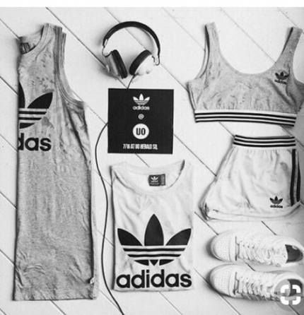 Quelle tenue de sport pour femme tendance ?