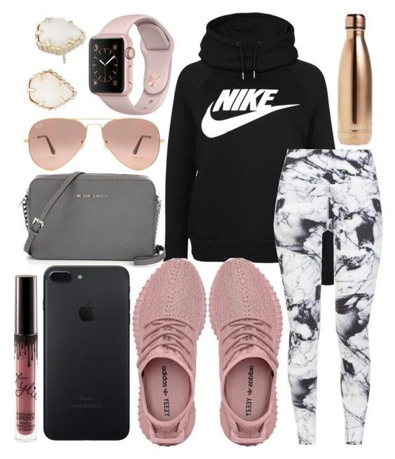 Quelle tenue de sport pour femme tendance ?