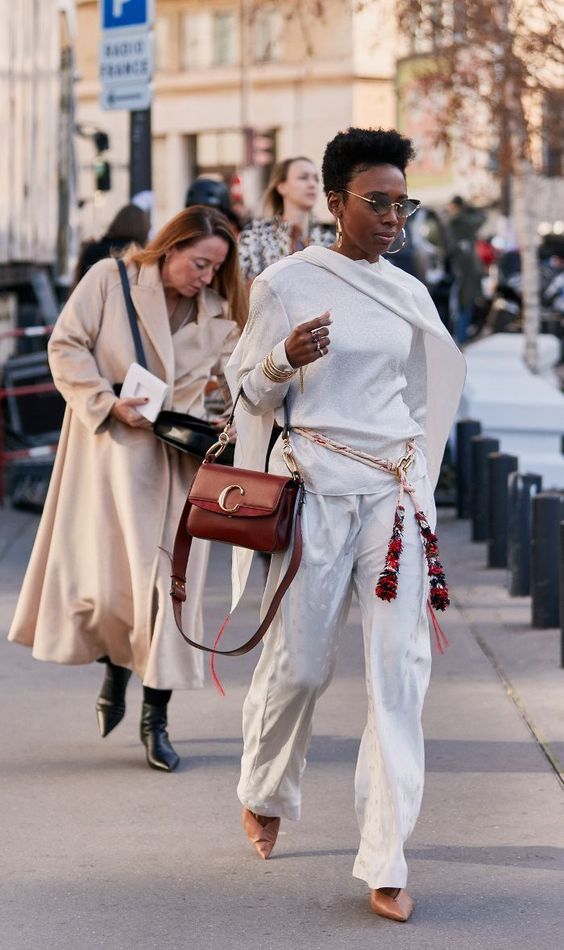 Comment porter une tenue blanche ?