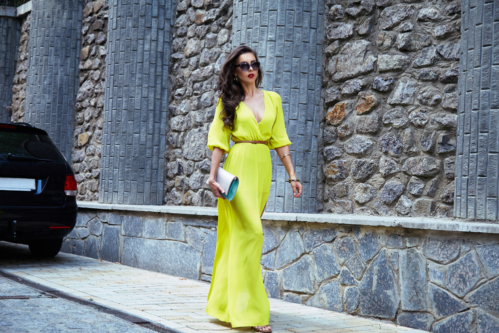 5 tenues d'invitée de mariage de 50 ans
