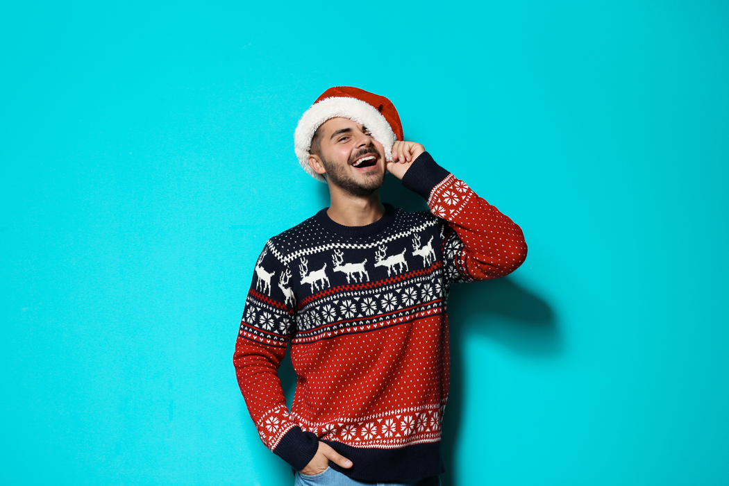 Pulls de Noël pour homme : d’où vient la tendance ?