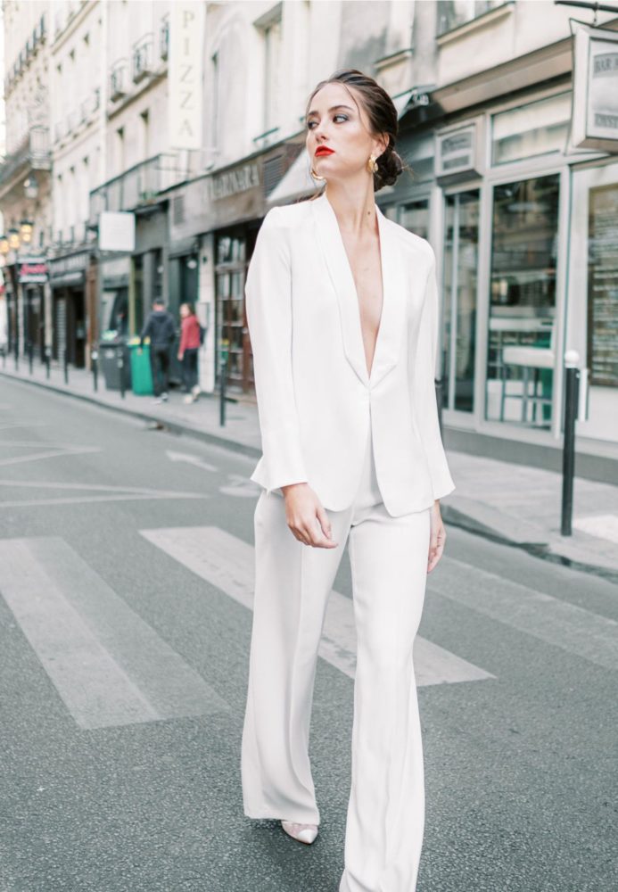 Comment porter le tailleur femme à un mariage ?