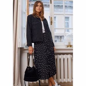 veste en jean noire