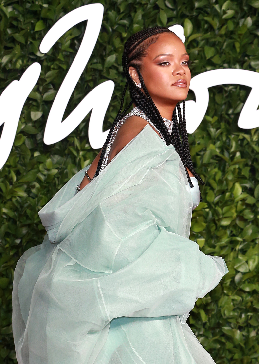 rihanna lentille couleur