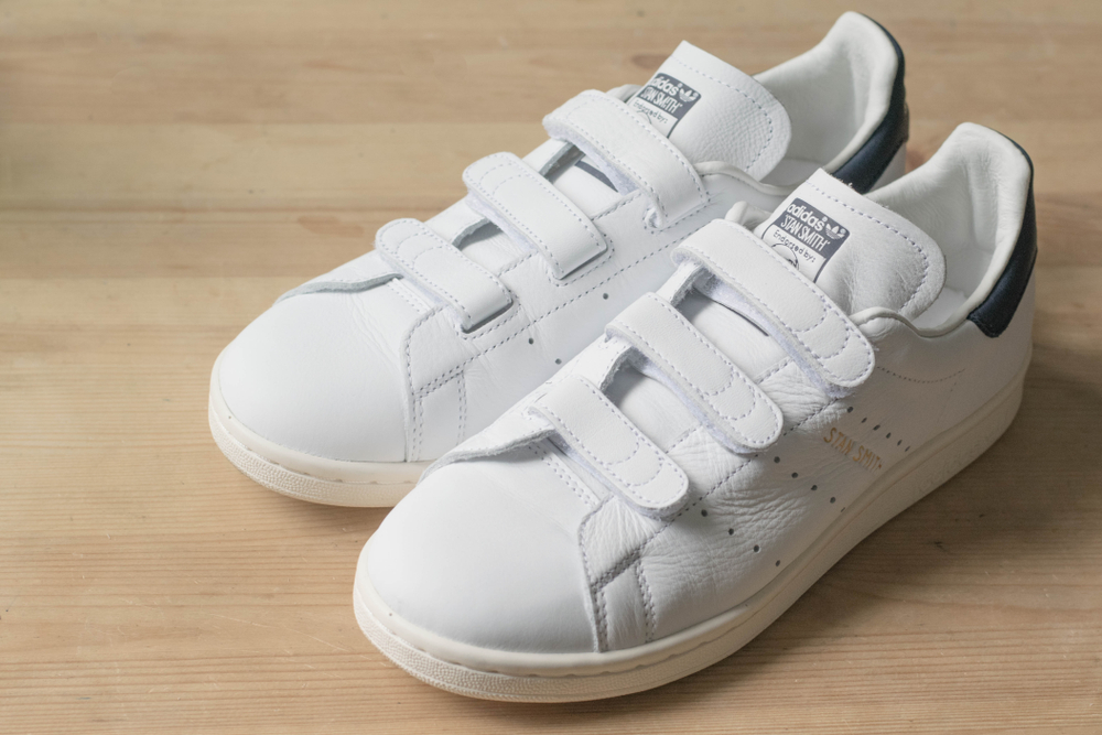 stan smith scratches