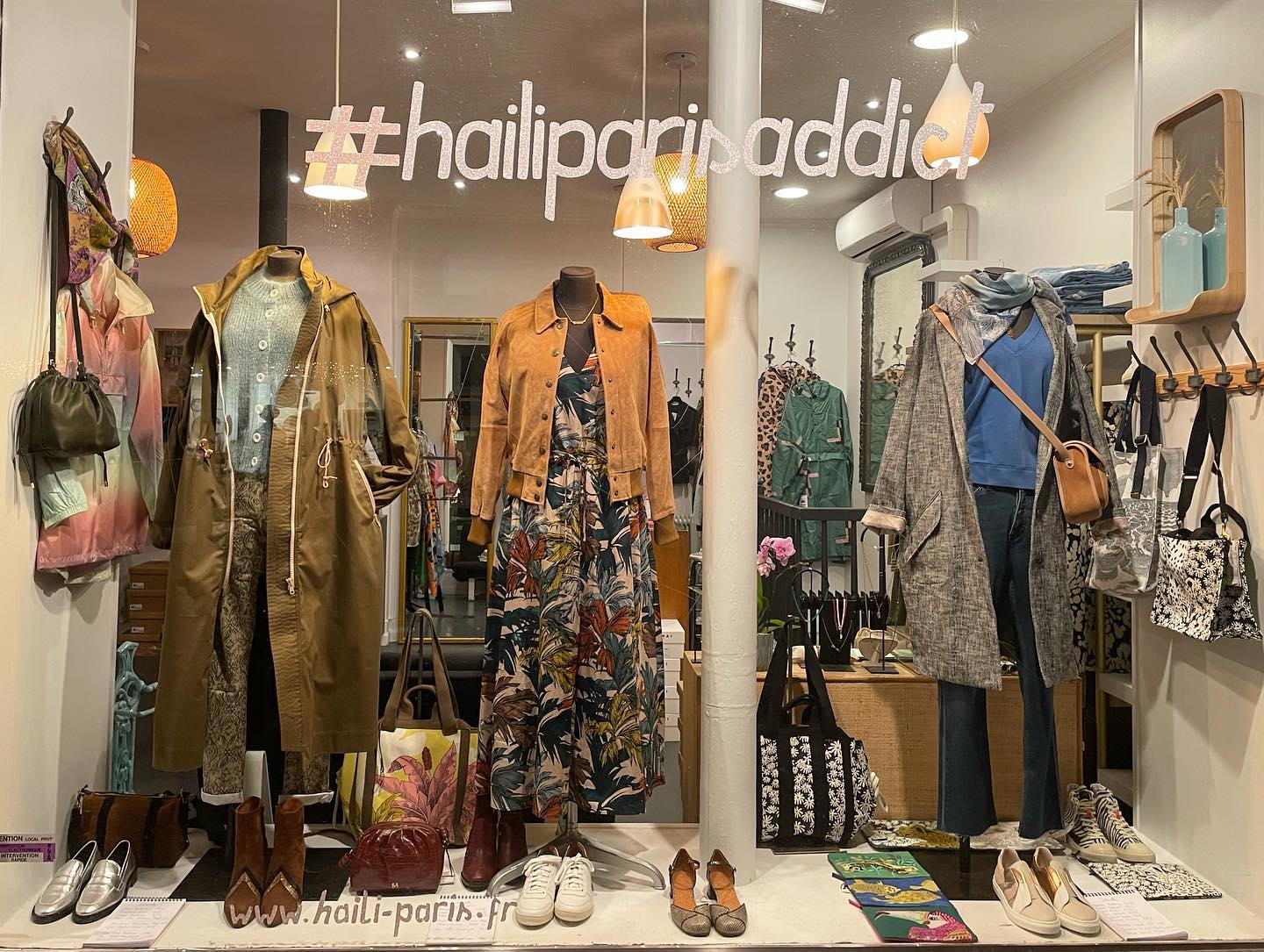 Haili paris shopping