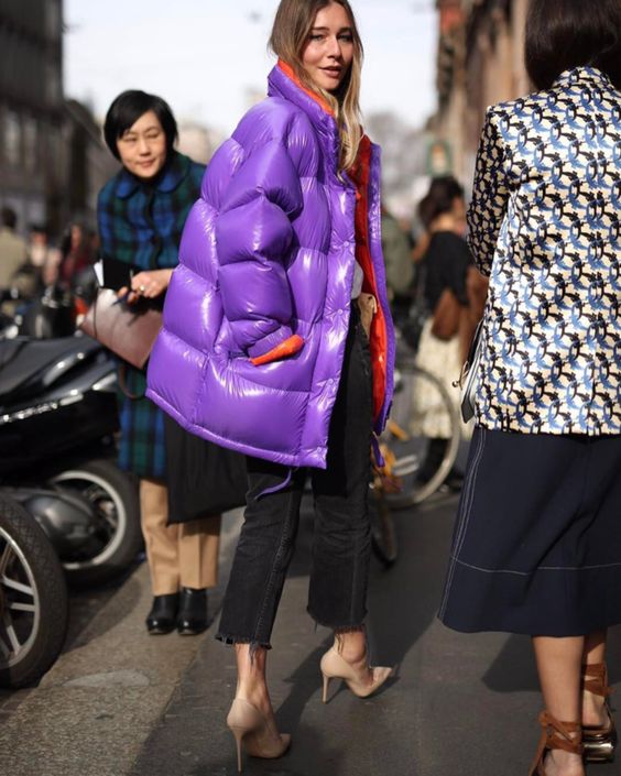 doudoune colorée printemps look femme stylée