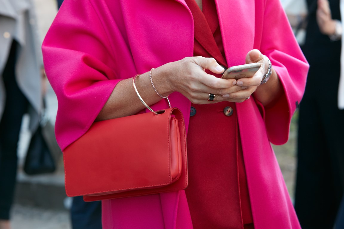 tailleur pantalon rose rouge