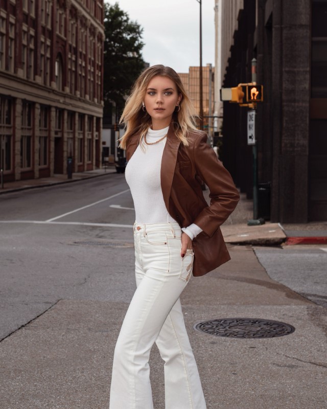 blazer col roulé blanc femme