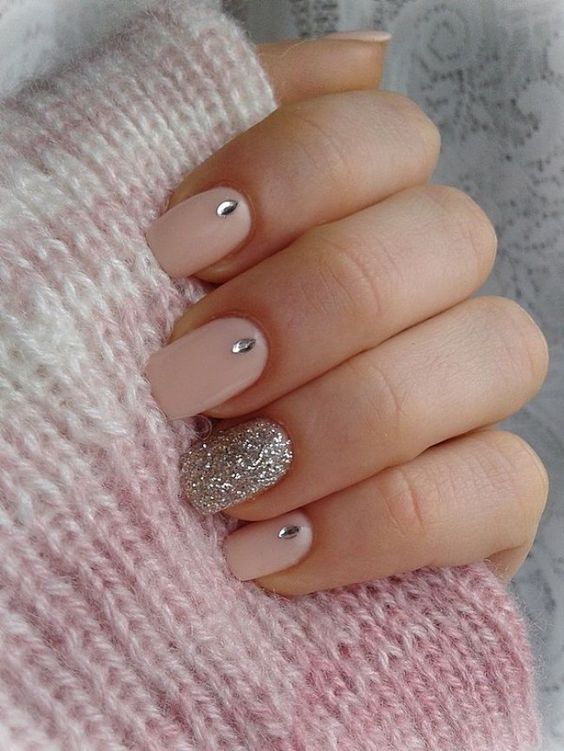 Noël manucure strass