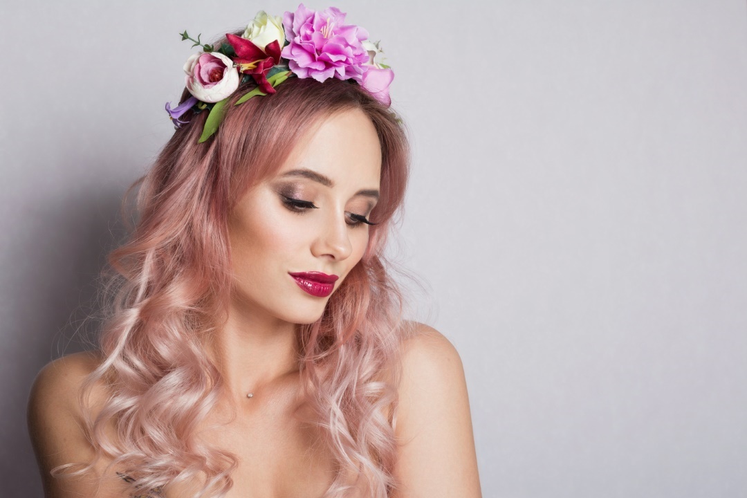 cheveux pastel rose