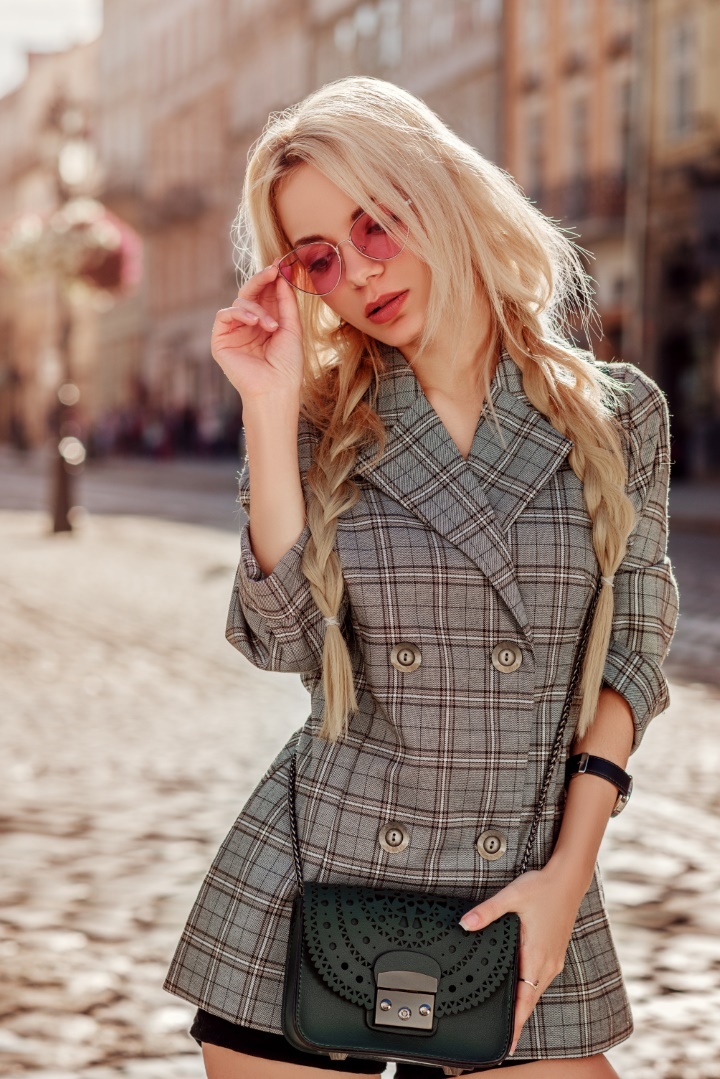 Ensemble ajusté jupe et blazer
