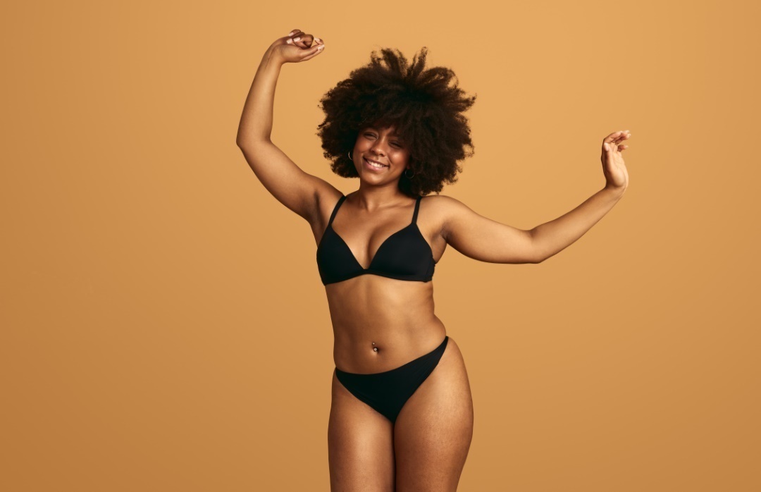 premier soutien gorge noir