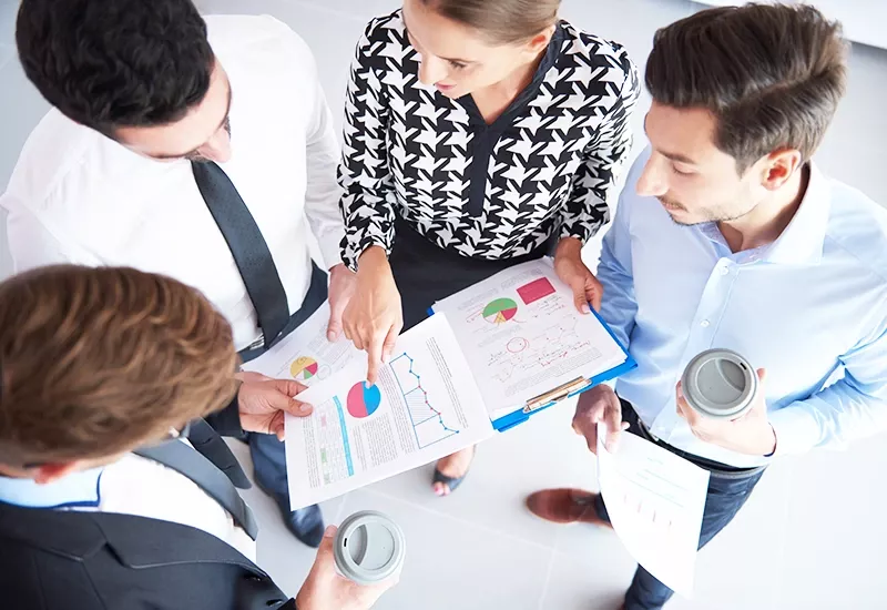 close-up-people-working-office