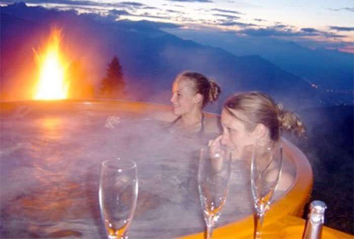 Dutchtub style Wood-Fired Hot Tub 10 hot-tub-enjoy-good-bath