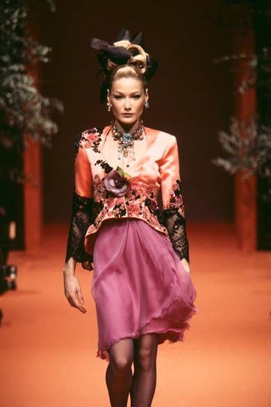 Défilé Christian Lacroix Haute Couture 1996 (1)