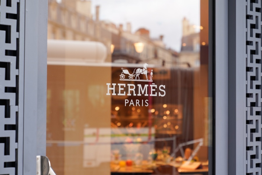 Étude de cas stratégie différenciation Hermès