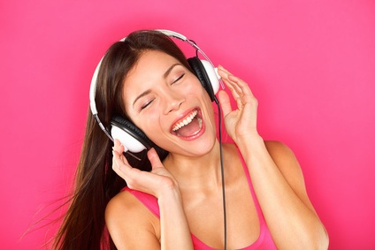 femme qui chante