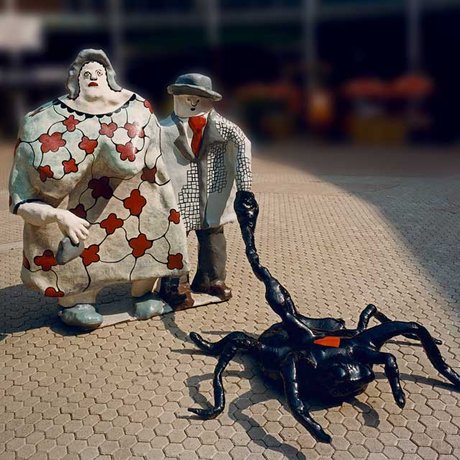 Niki de Saint de Phalle Mère dévorante père prédateur