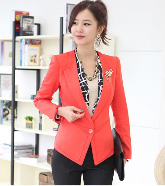 broche veste