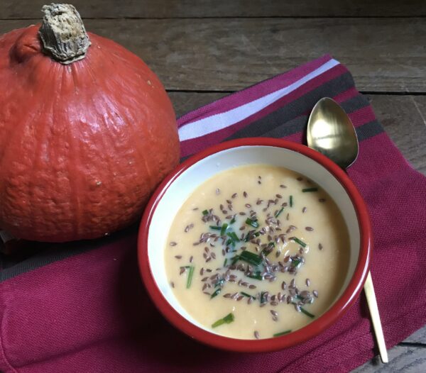 Velouté-potimarron-carottes-lait-amande