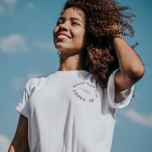 fille à la plage
